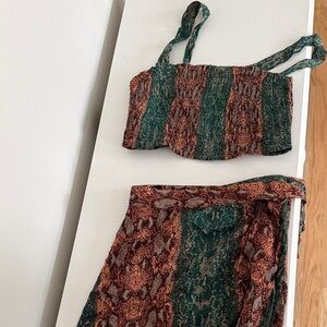 Free People Green and Brown Textured Set